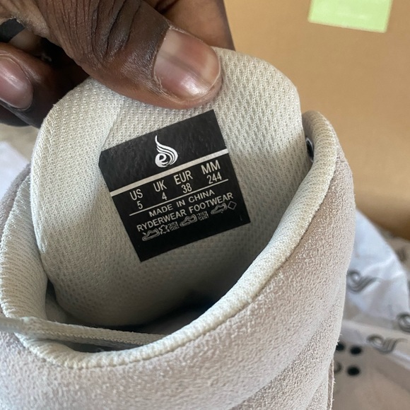 RYDERWEAR WORKOUT SHOES - Picture 8 of 9